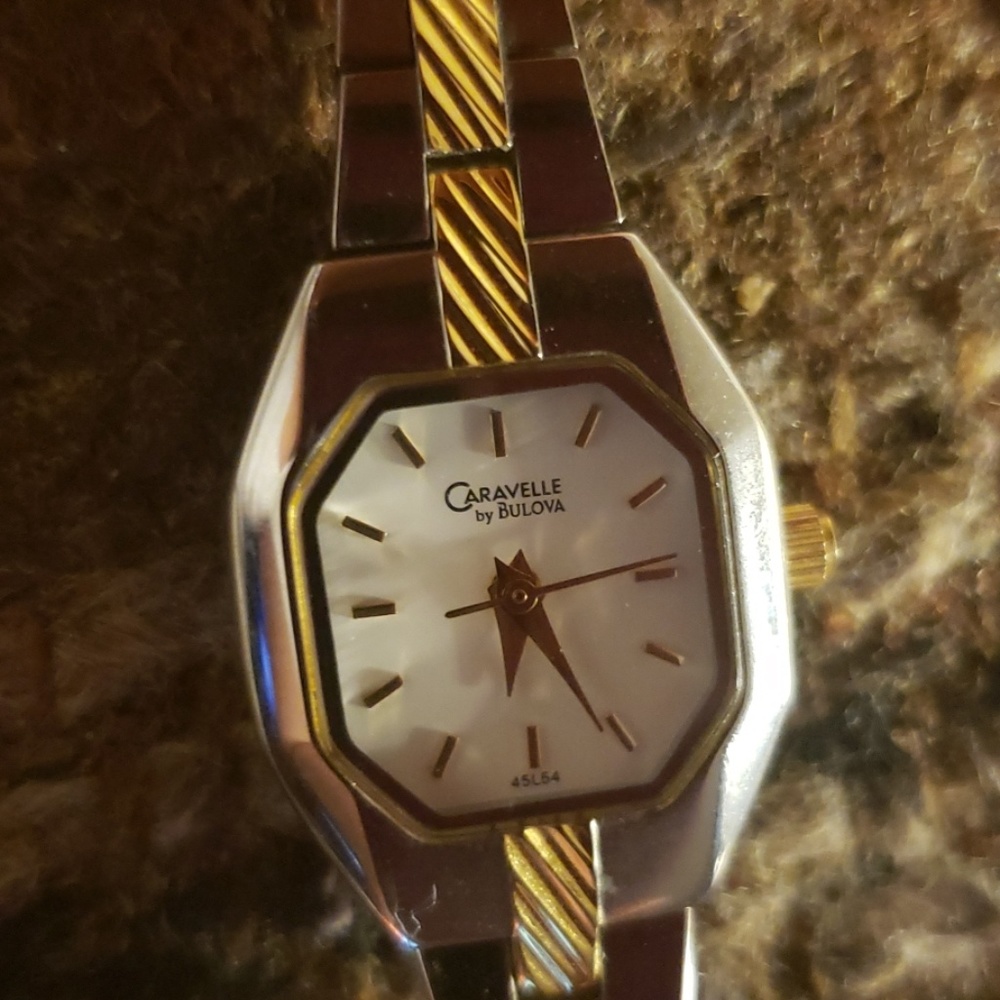 Caravelle watch